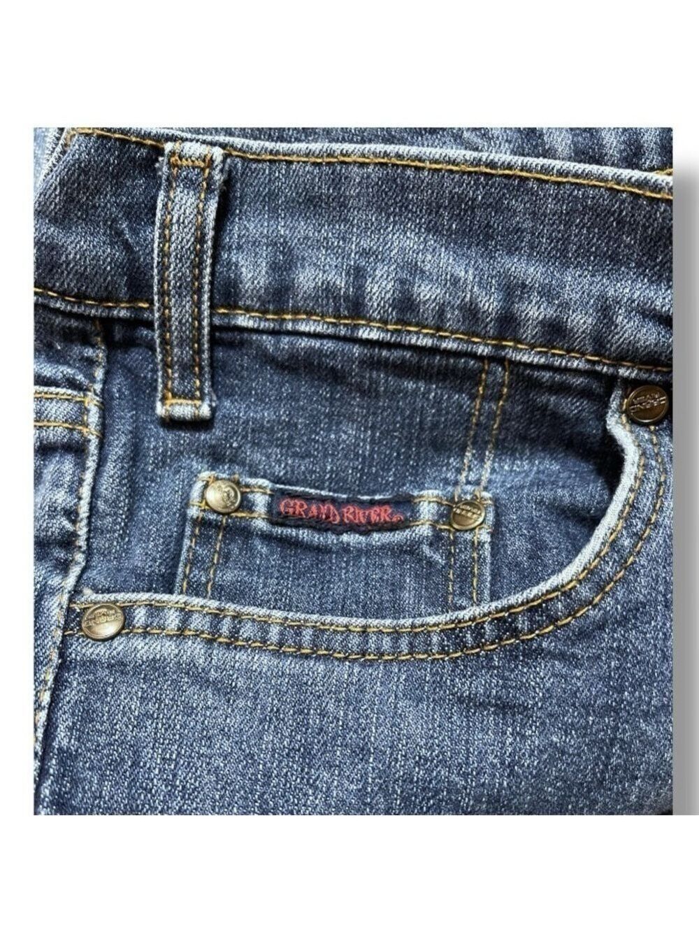 Grand River Medium Stone Stretch Traditional Straight Cut
Jeans 38/30 - Picture 7 of 7